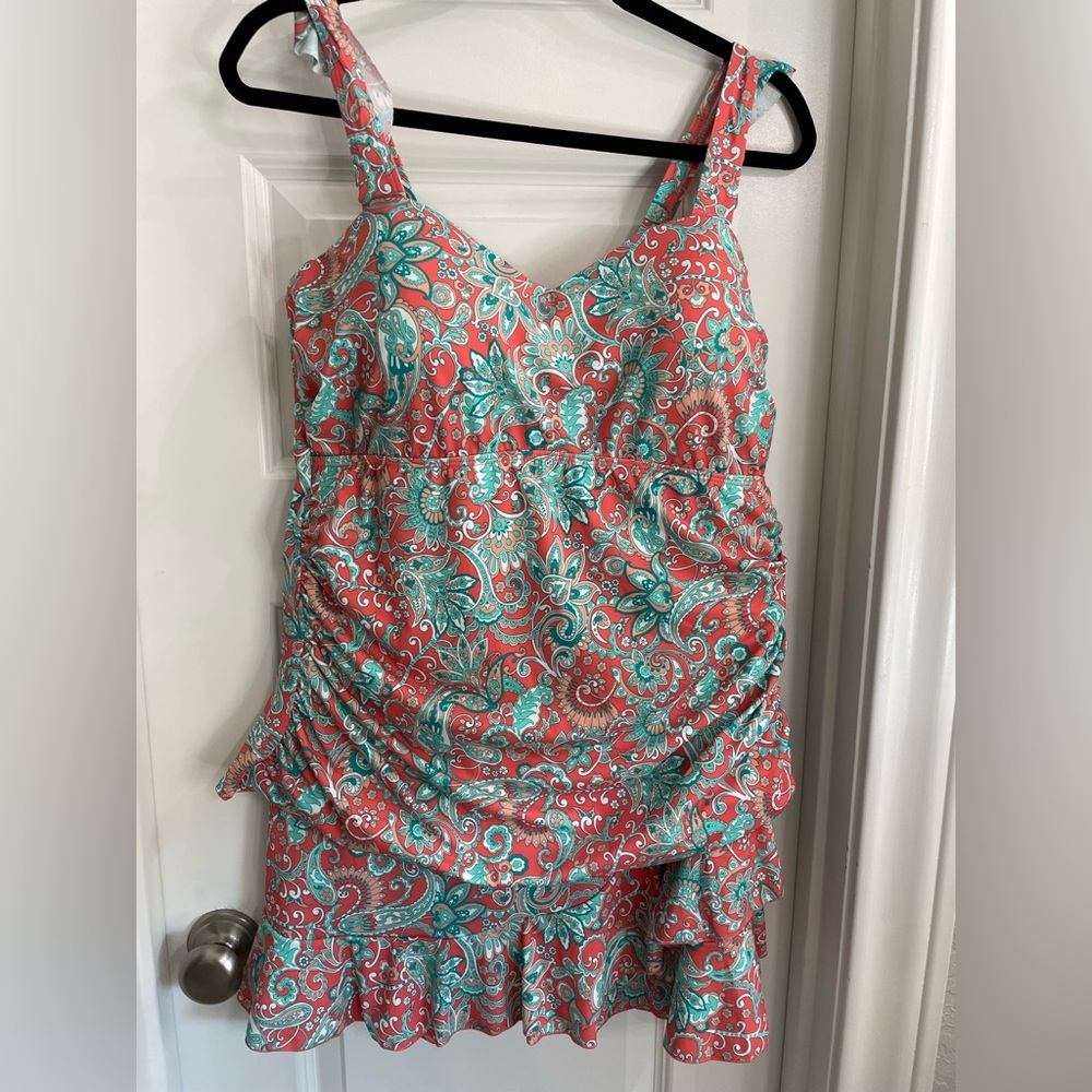 NWOT Isaac Mizrahi Live! Bridgehampton Tankini with Ruffle Skirt  | 16